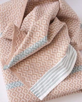 Mungo Itawuli towel Rose quartz