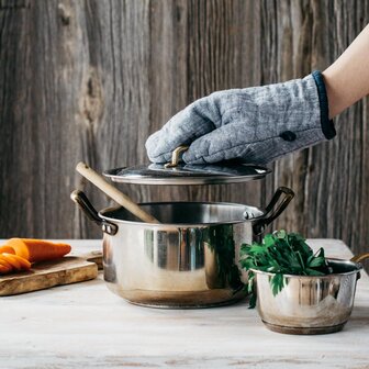 Manon Fil blue, linnen ovenhandschoen