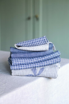 Maija white-rainy blue, linen-tencel waffle towel