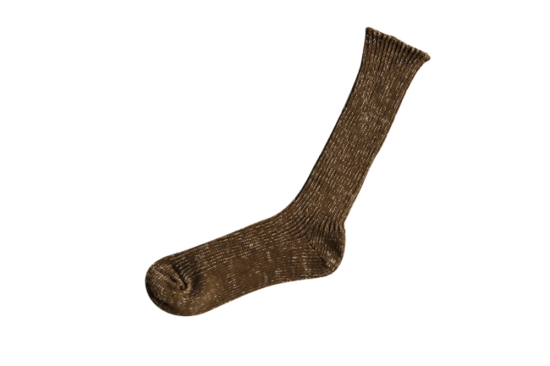 Nishiguchi Kutsushita geribde sokken van hennep en katoen khaki moss