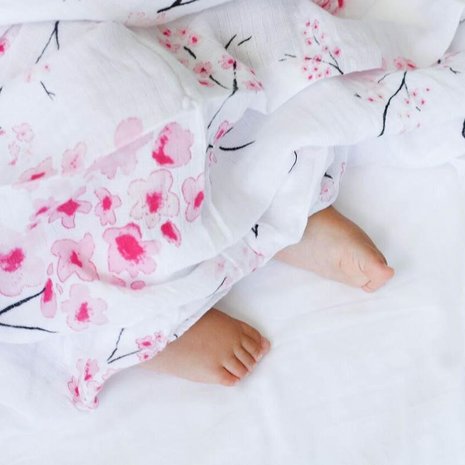 Malabar Baby swaddle Cherry Blossom