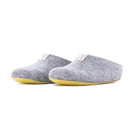 Baabuk limited edition wool slipper