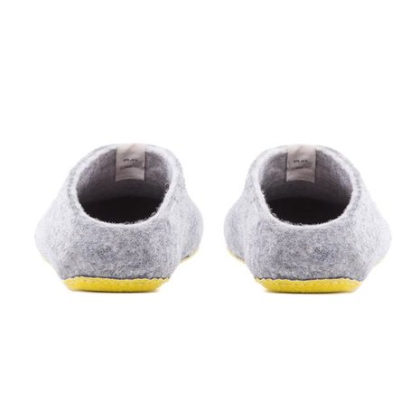 Baabuk limited edition wool slipper