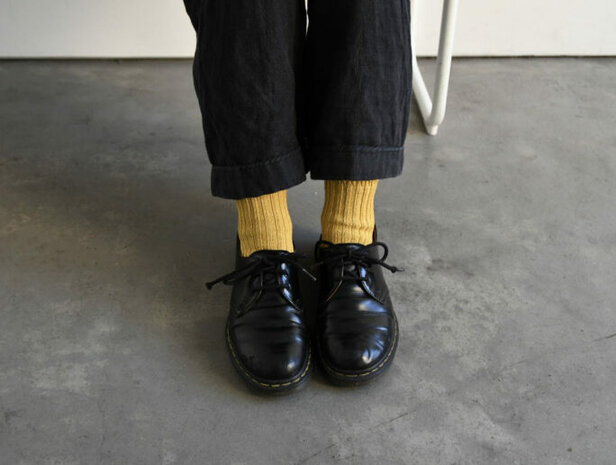 Ribbed linen socks yellow