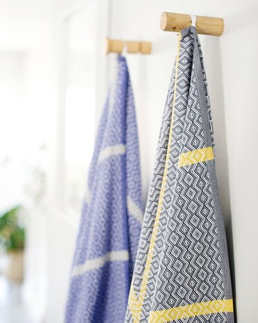 Mungo Itawuli towel Congo grey
