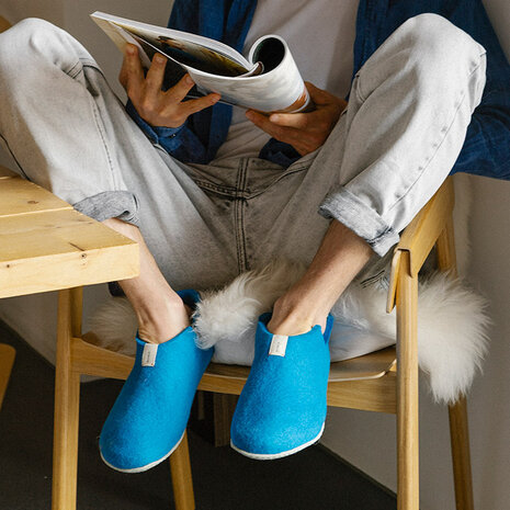 azur blue wool slipper